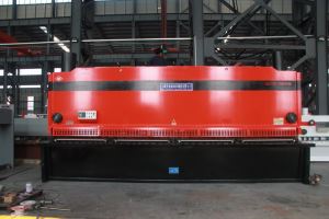 6M besar gilotin logam mengembala Mesin