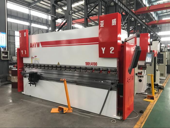 Brek Akhbar Ahyawei AHYW 4M CNC