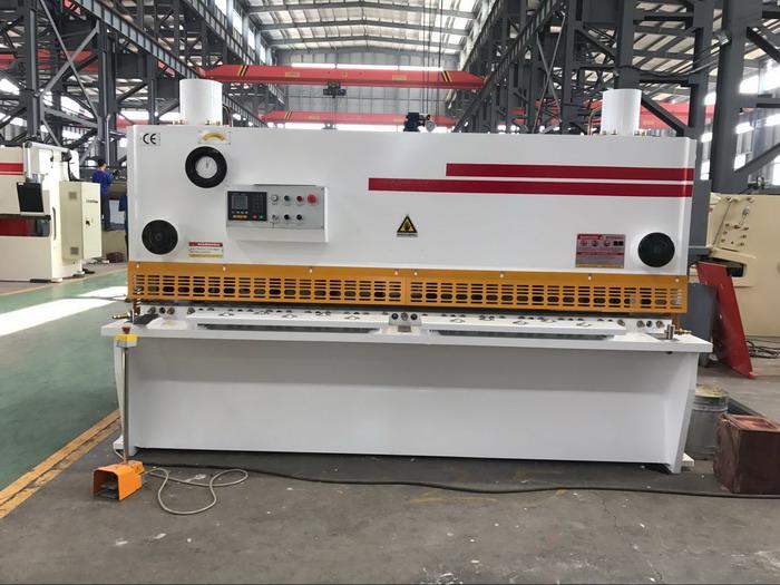 Ahyawei 8ft Metal Hydraulic Guillotines