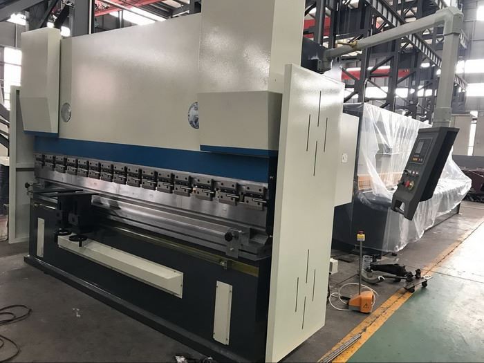 AHYW Yawei made Atlantic 200T3200 sheet metal bending machine with Manual hydraulic crowning table